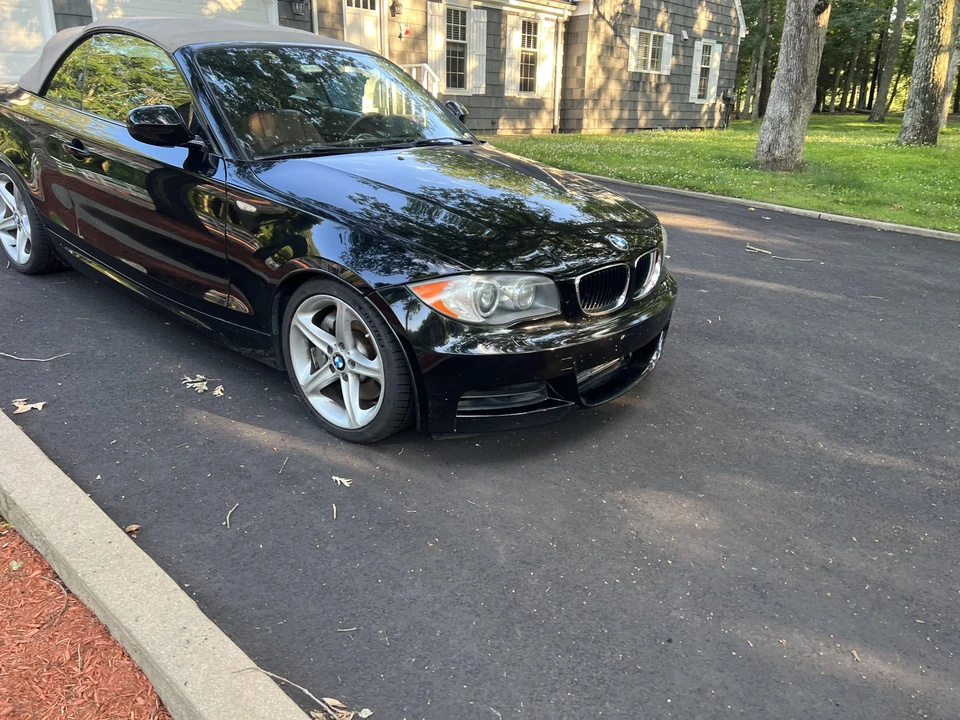 2011 BMW E82 135i & 135is - Image 26 of 31