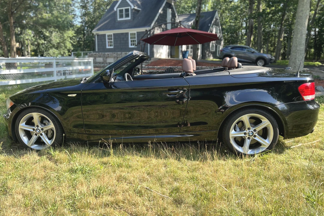 2011 BMW E82 135i & 135is - Image 3 of 31