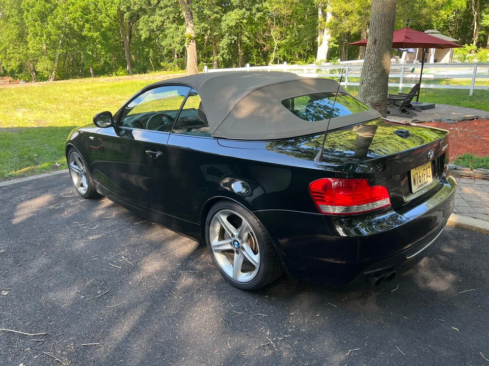 2011 BMW E82 135i & 135is - Image 19 of 31