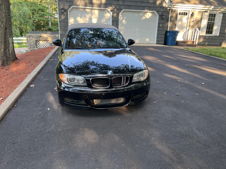 2011 BMW E82 135i & 135is - Image 10 of 31