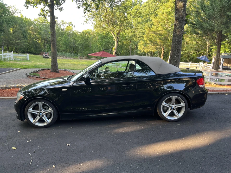 2011 BMW E82 135i & 135is - Image 18 of 31