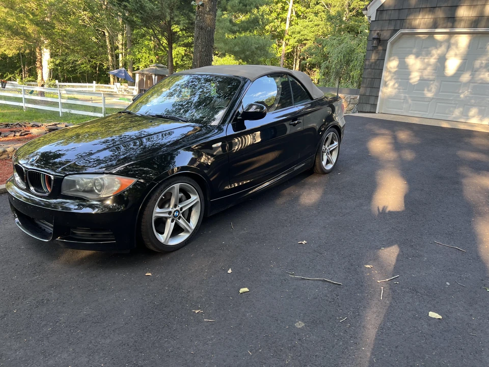 2011 BMW E82 135i & 135is - Image 15 of 31