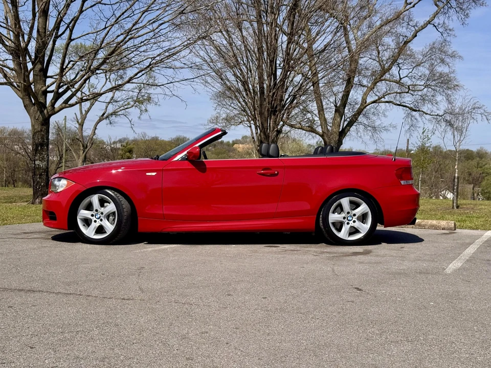 2011 BMW E82 135i & 135is - Image 18 of 21