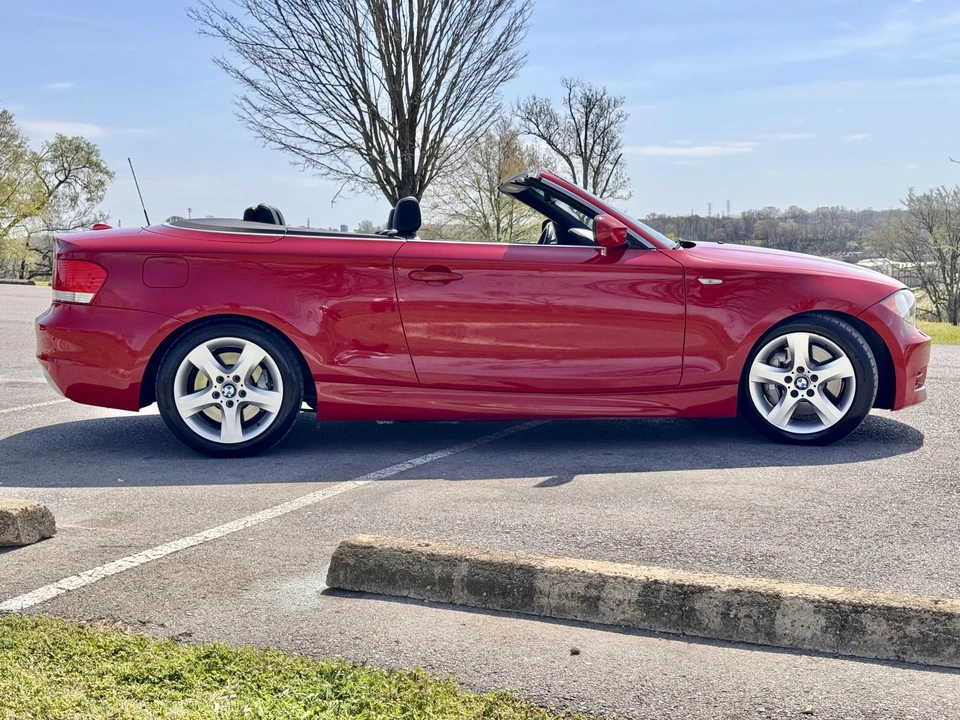 2011 BMW E82 135i & 135is - Image 13 of 21