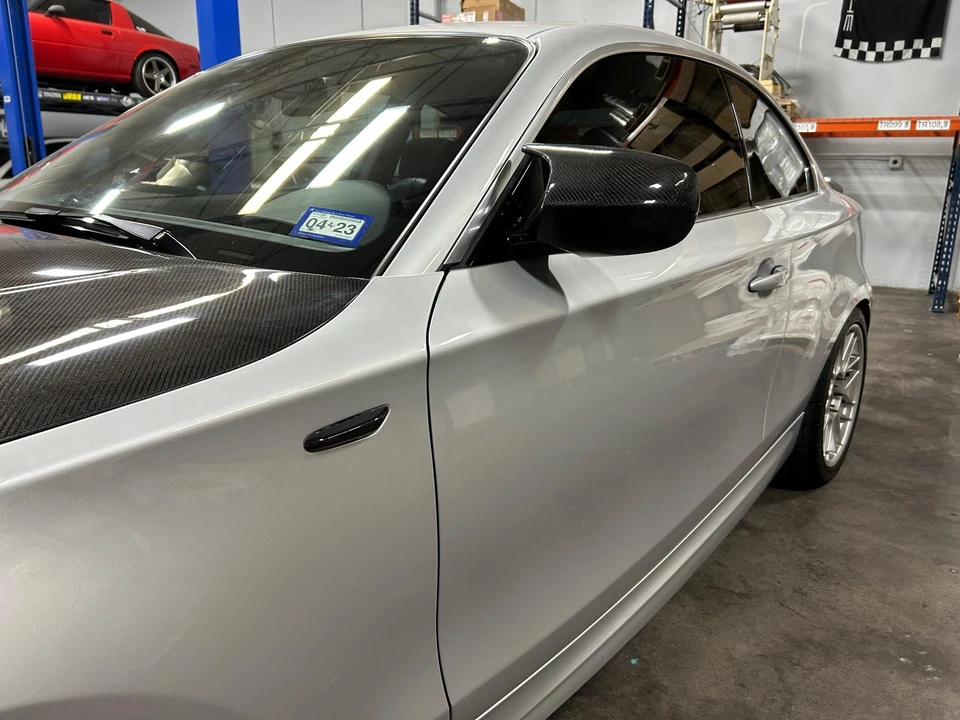 2011 BMW E82 135i & 135is - Image 24 of 31