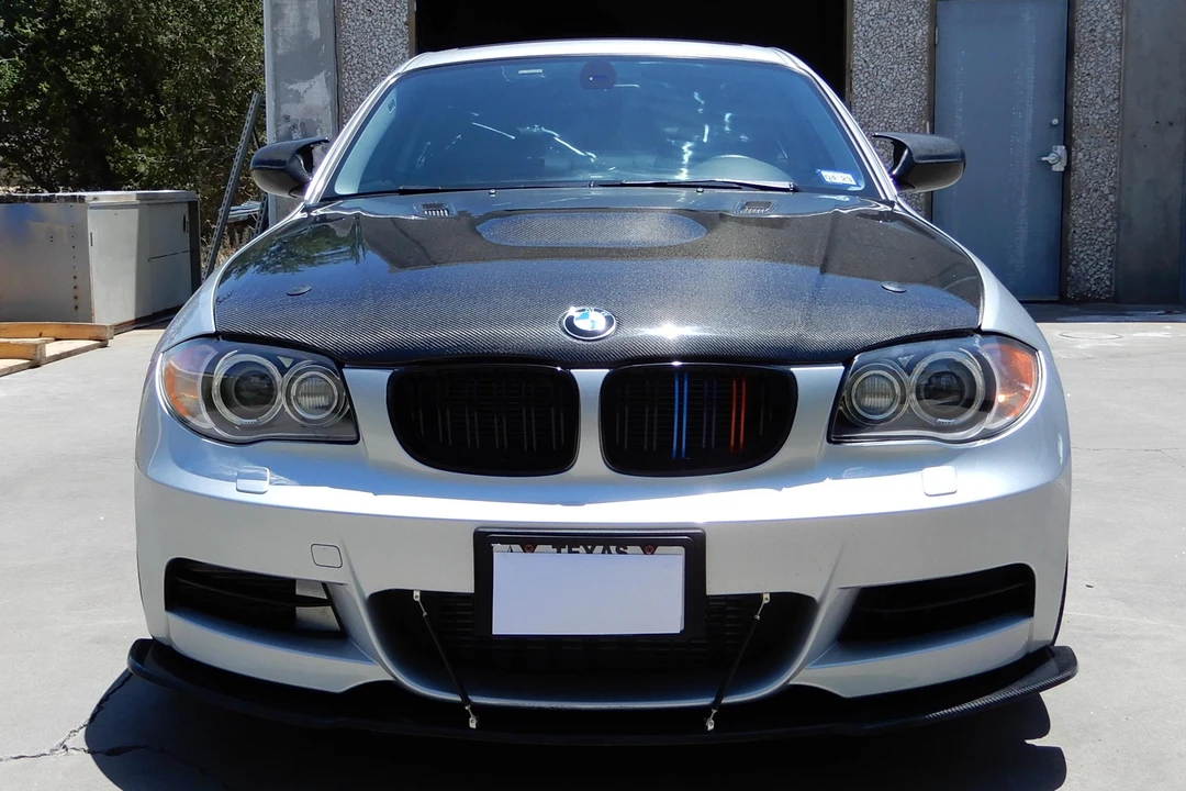 2011 BMW E82 135i & 135is - Image 2 of 31