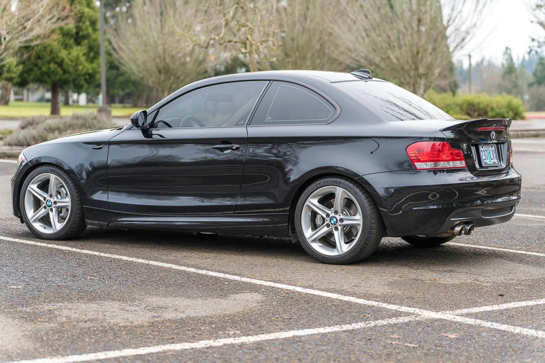 2011 BMW E82 135i & 135is - Image 12 of 31