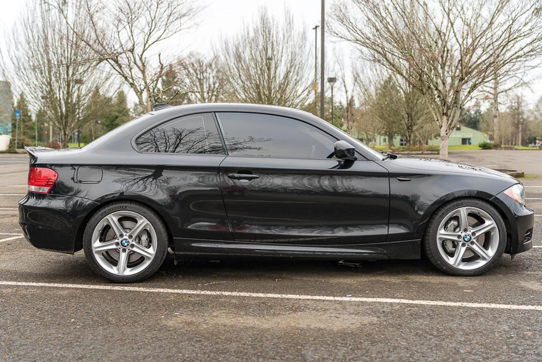 2011 BMW E82 135i & 135is - Image 19 of 31