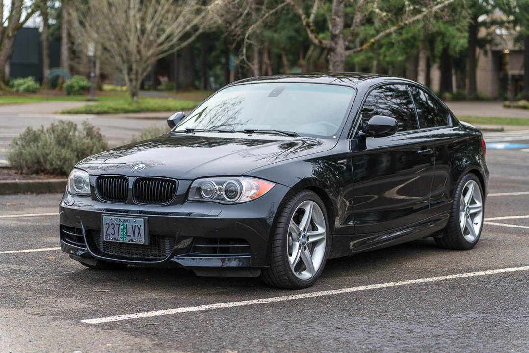 2011 BMW E82 135i & 135is - Image 10 of 31