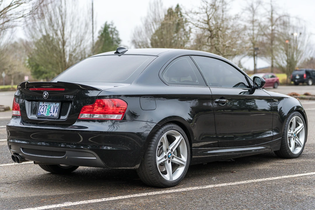 2011 BMW E82 135i & 135is - Image 4 of 31
