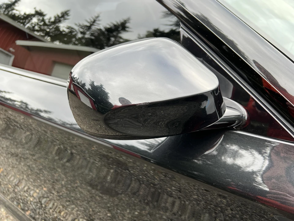 2011 BMW E82 135i & 135is - Image 25 of 31