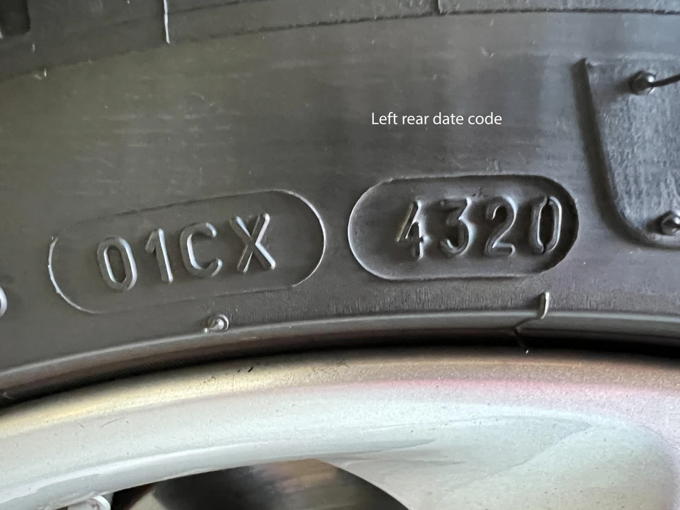 2011 BMW E82 135i & 135is - Image 31 of 31