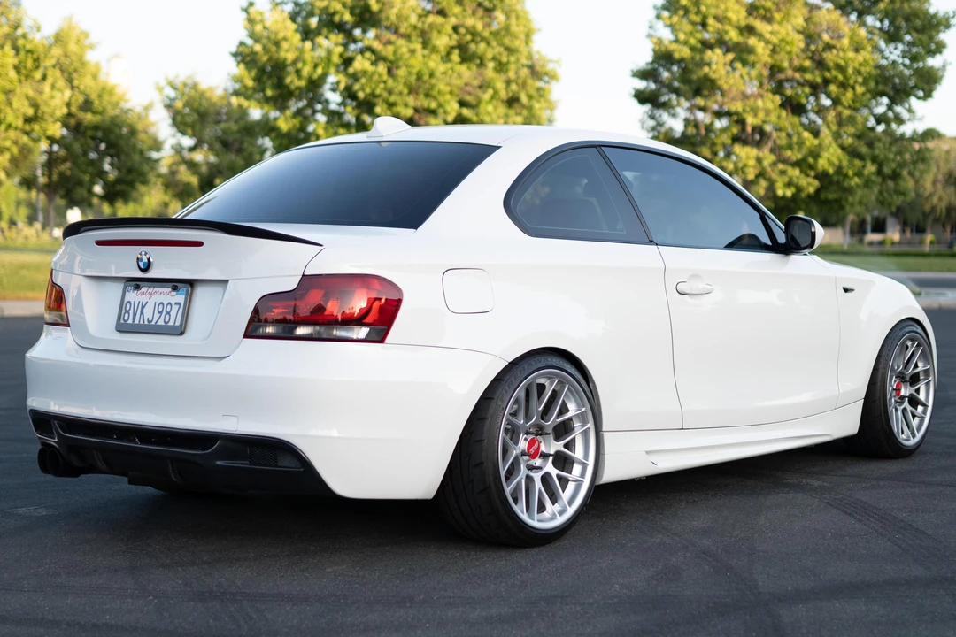 2010 BMW E82 135i & 135is - Image 5 of 31