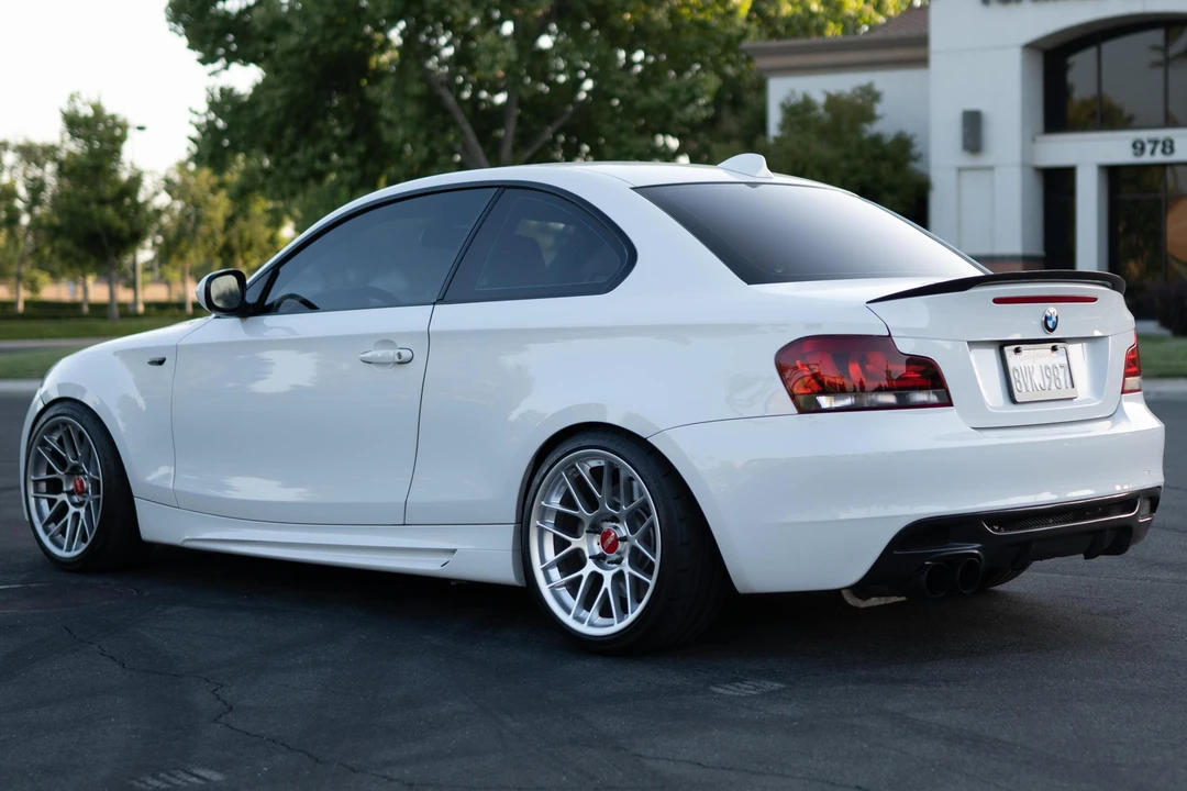 2010 BMW E82 135i & 135is - Image 4 of 31