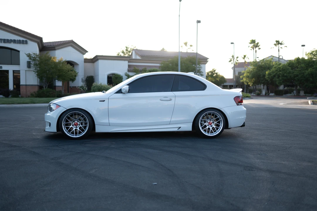 2010 BMW E82 135i & 135is - Image 10 of 31
