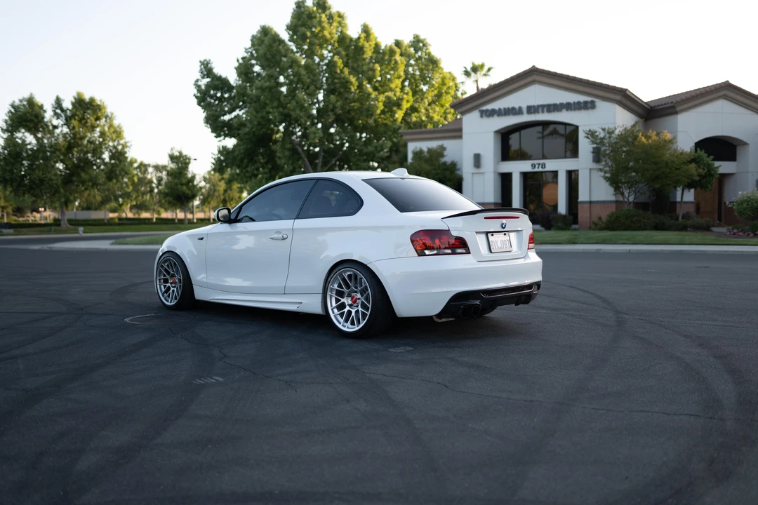 2010 BMW E82 135i & 135is - Image 11 of 31