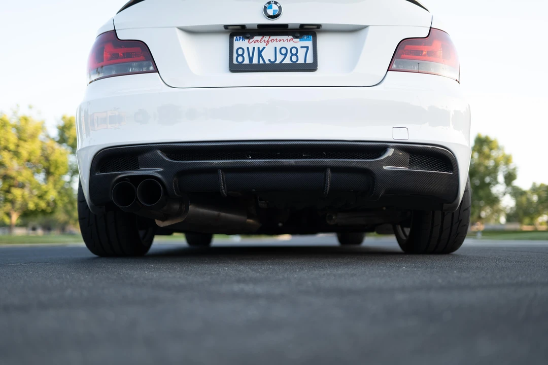 2010 BMW E82 135i & 135is - Image 26 of 31