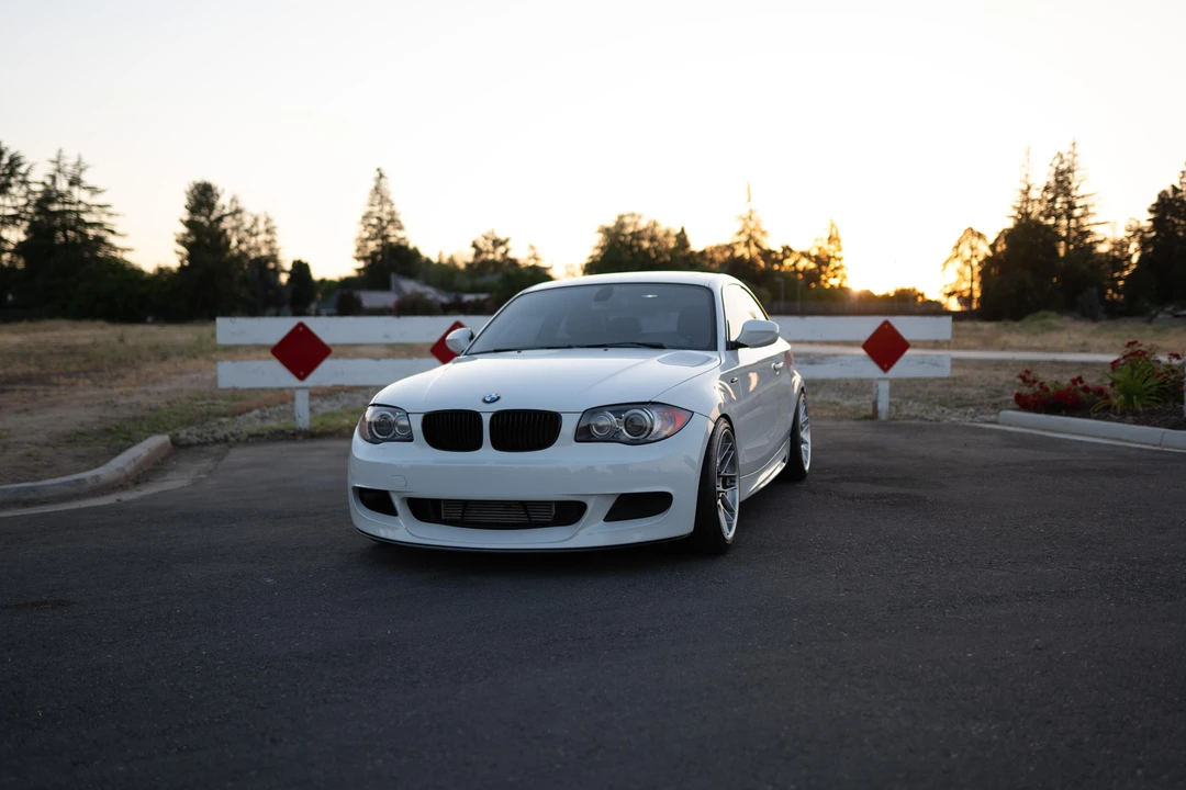 2010 BMW E82 135i & 135is - Image 7 of 31
