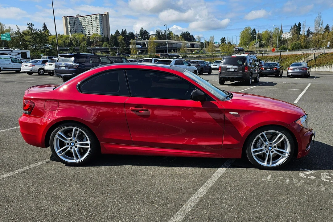 2011 BMW E82 135i & 135is - Image 3 of 31