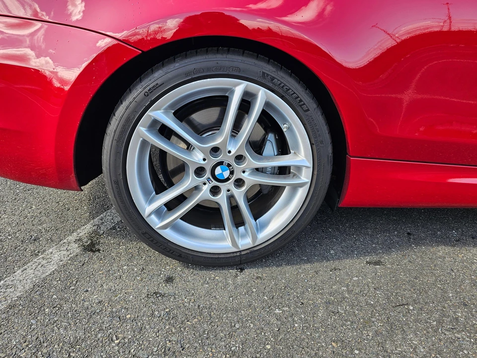 2011 BMW E82 135i & 135is - Image 19 of 31
