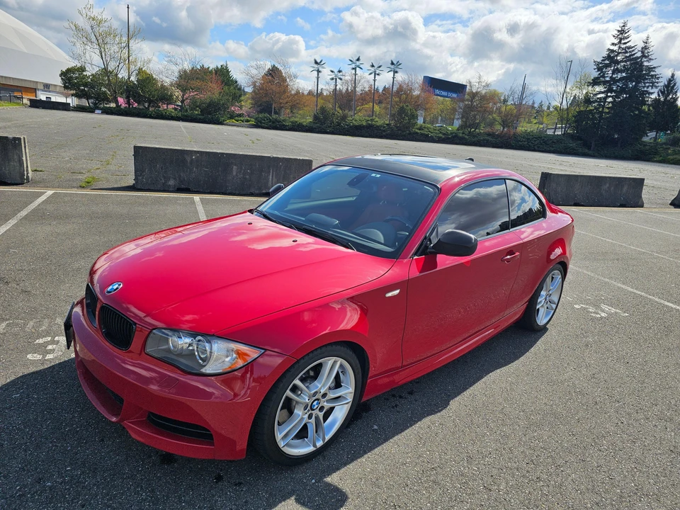 2011 BMW E82 135i & 135is - Image 7 of 31