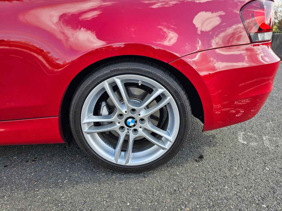 2011 BMW E82 135i & 135is - Image 18 of 31