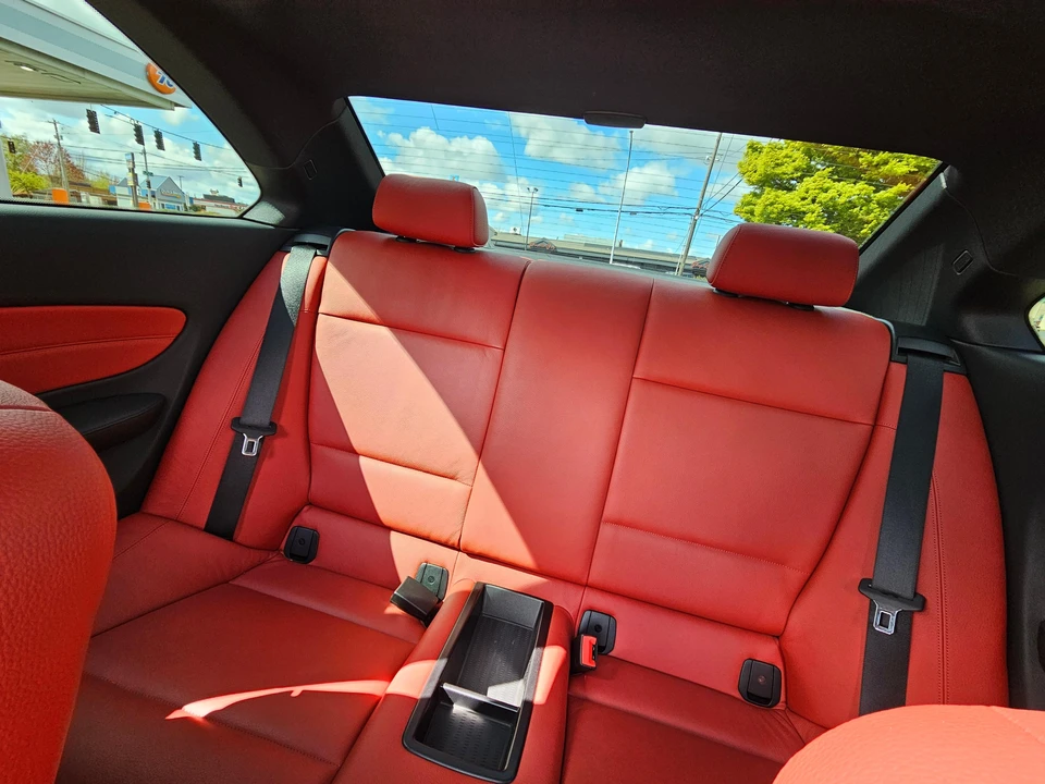 2011 BMW E82 135i & 135is - Image 26 of 31