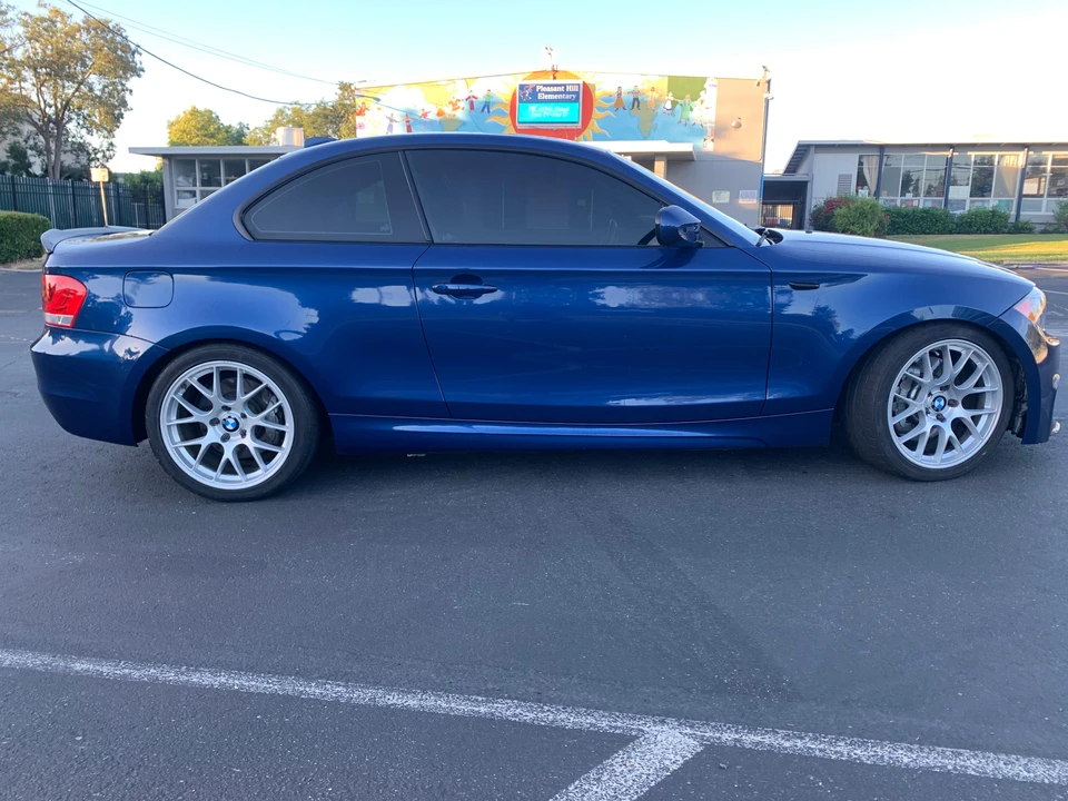 2011 BMW E82 135i & 135is - Image 24 of 31