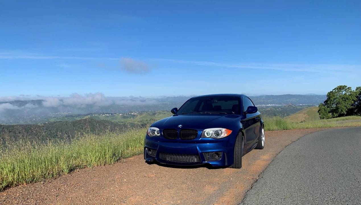 2011 BMW E82 135i & 135is - Image 9 of 31