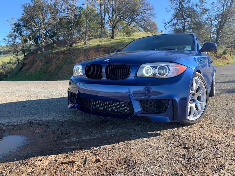 2011 BMW E82 135i & 135is - Image 8 of 31