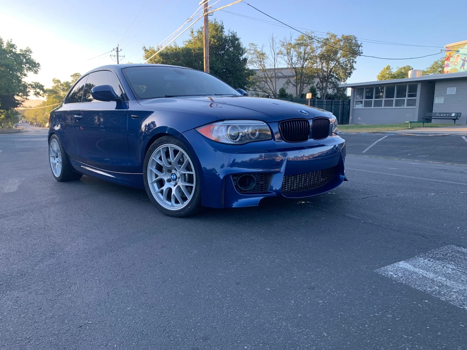 2011 BMW E82 135i & 135is - Image 27 of 31