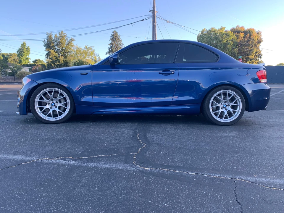 2011 BMW E82 135i & 135is - Image 15 of 31