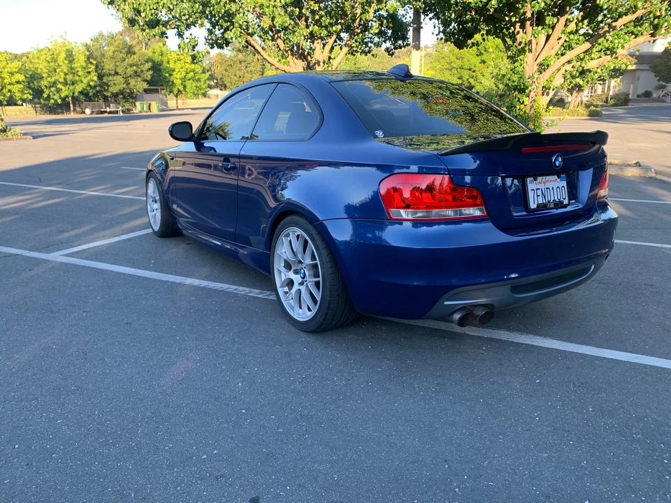 2011 BMW E82 135i & 135is - Image 18 of 31
