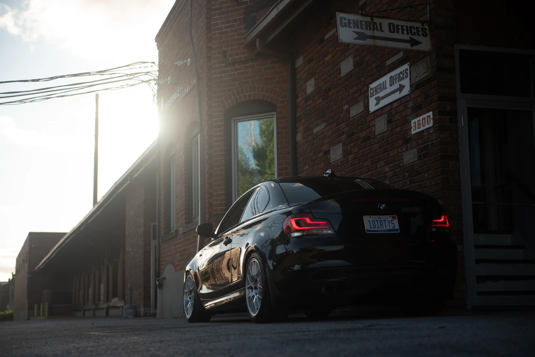 2011 BMW E82 135i & 135is - Image 25 of 31