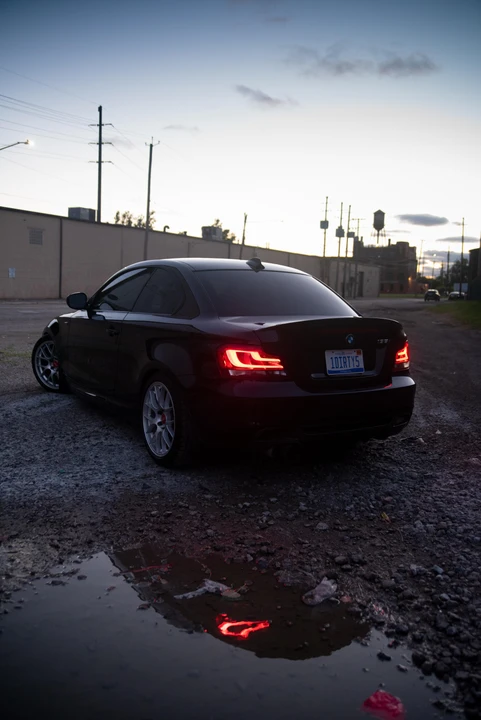 2011 BMW E82 135i & 135is - Image 24 of 31