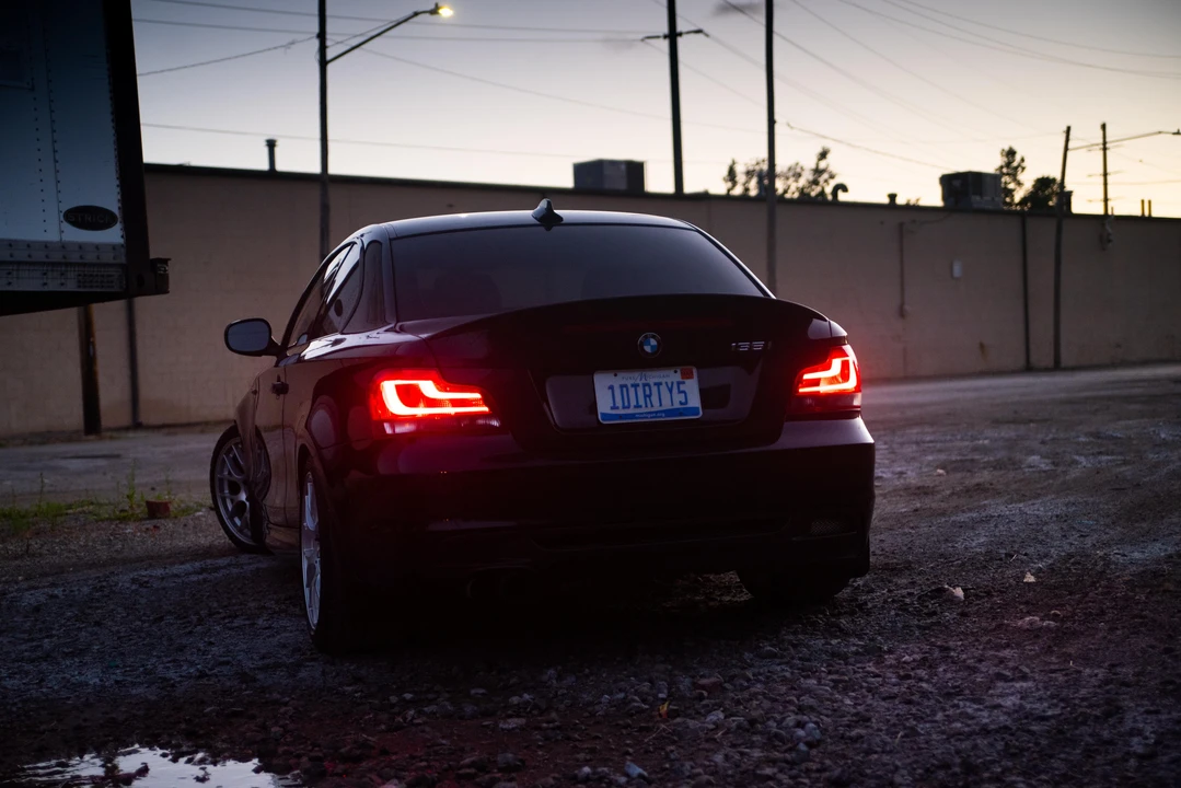 2011 BMW E82 135i & 135is - Image 26 of 31