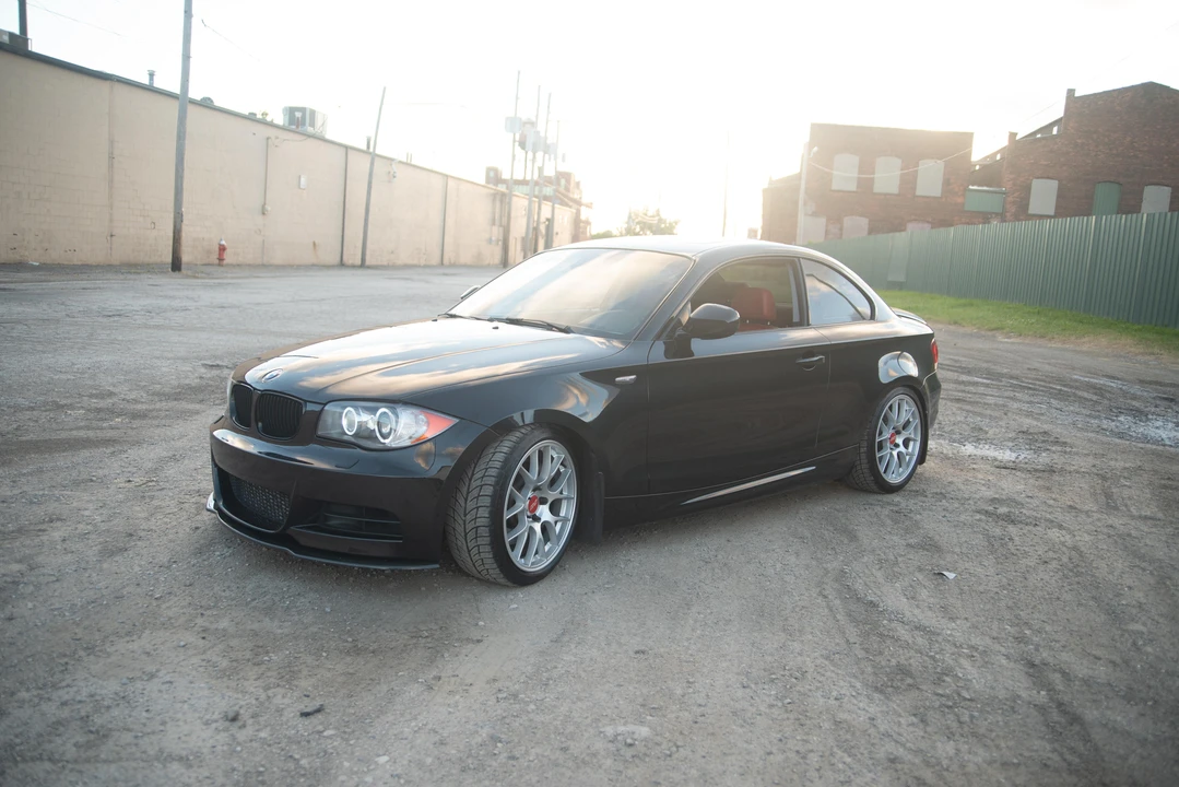 2011 BMW E82 135i & 135is - Image 14 of 31