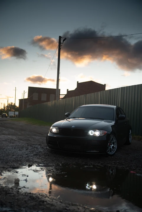 2011 BMW E82 135i & 135is - Image 9 of 31
