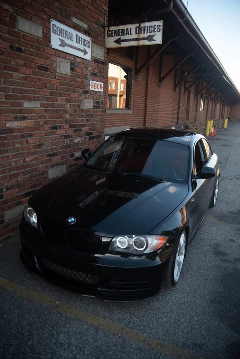 2011 BMW E82 135i & 135is - Image 8 of 31
