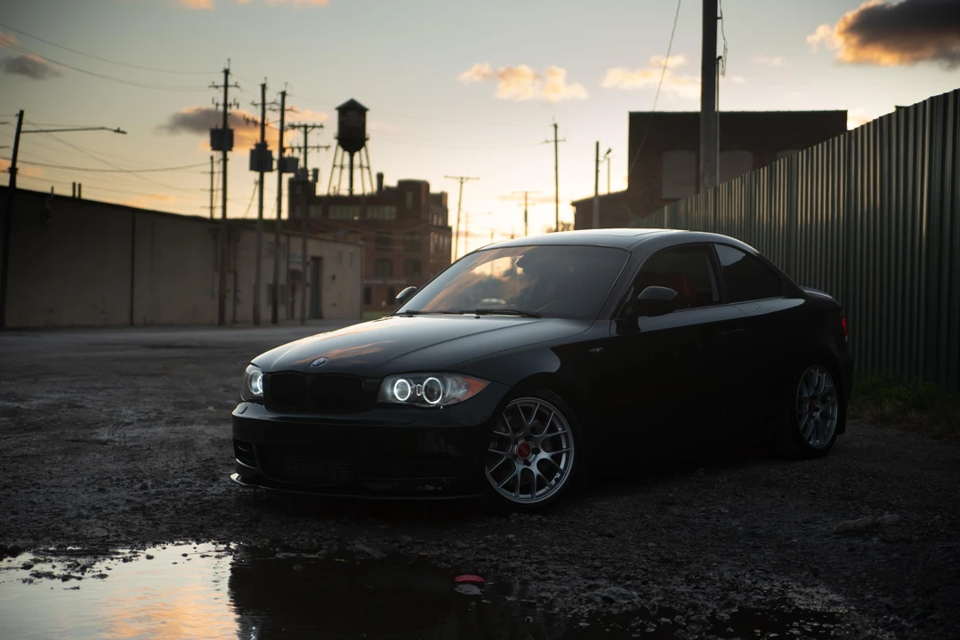 2011 BMW E82 135i & 135is - Image 10 of 31