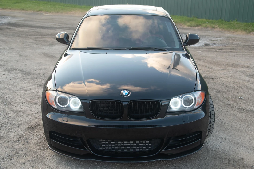 2011 BMW E82 135i & 135is - Image 2 of 31