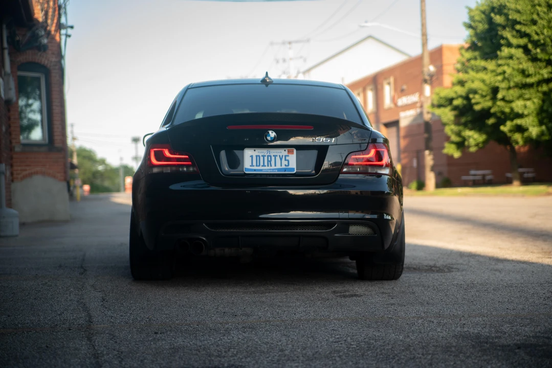 2011 BMW E82 135i & 135is - Image 28 of 31