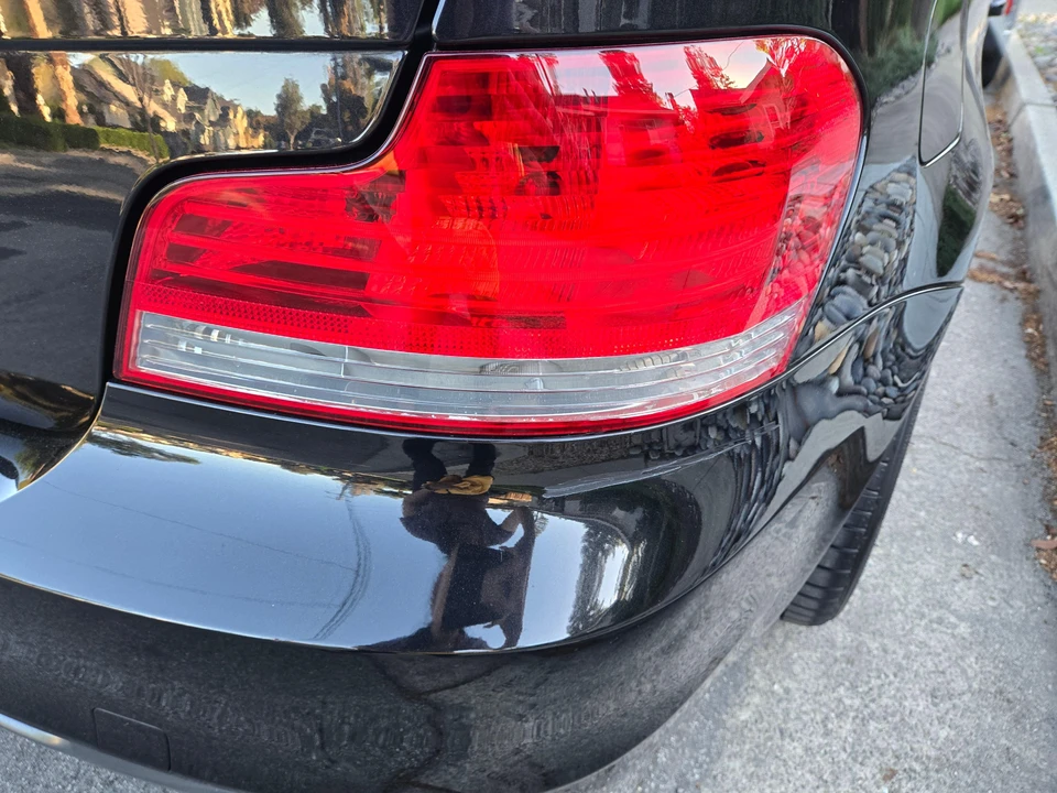 2011 BMW E82 135i & 135is - Image 28 of 31