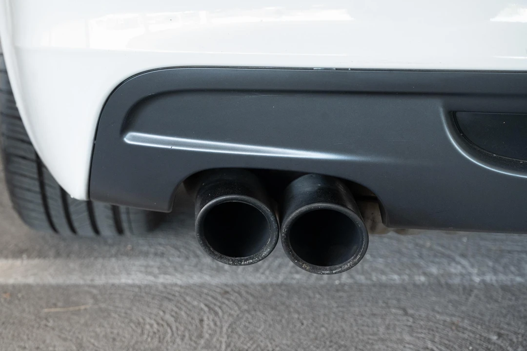 2011 BMW E82 135i & 135is - Image 16 of 31