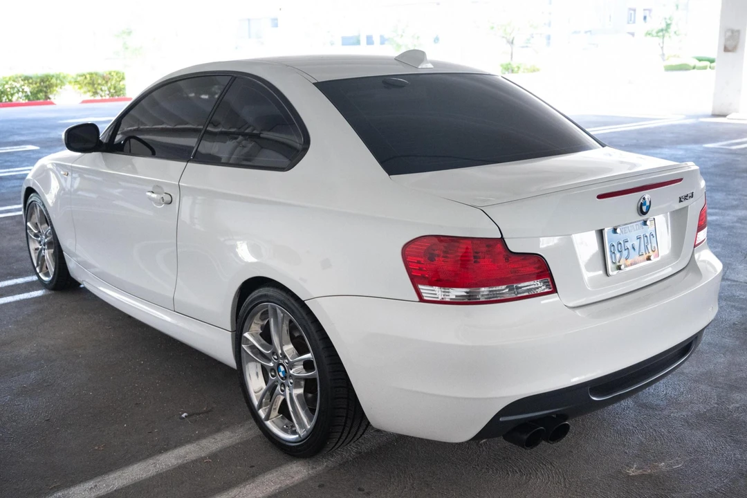 2011 BMW E82 135i & 135is - Image 4 of 31