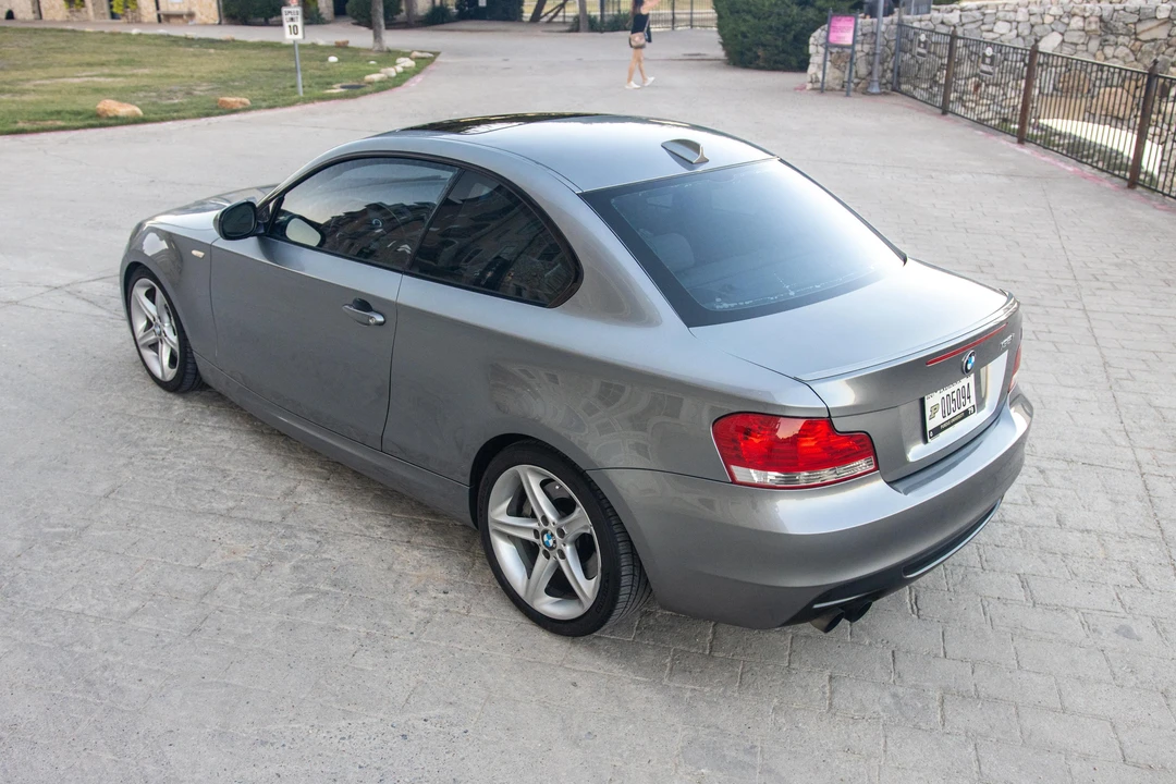2011 BMW E82 135i & 135is - Image 17 of 31