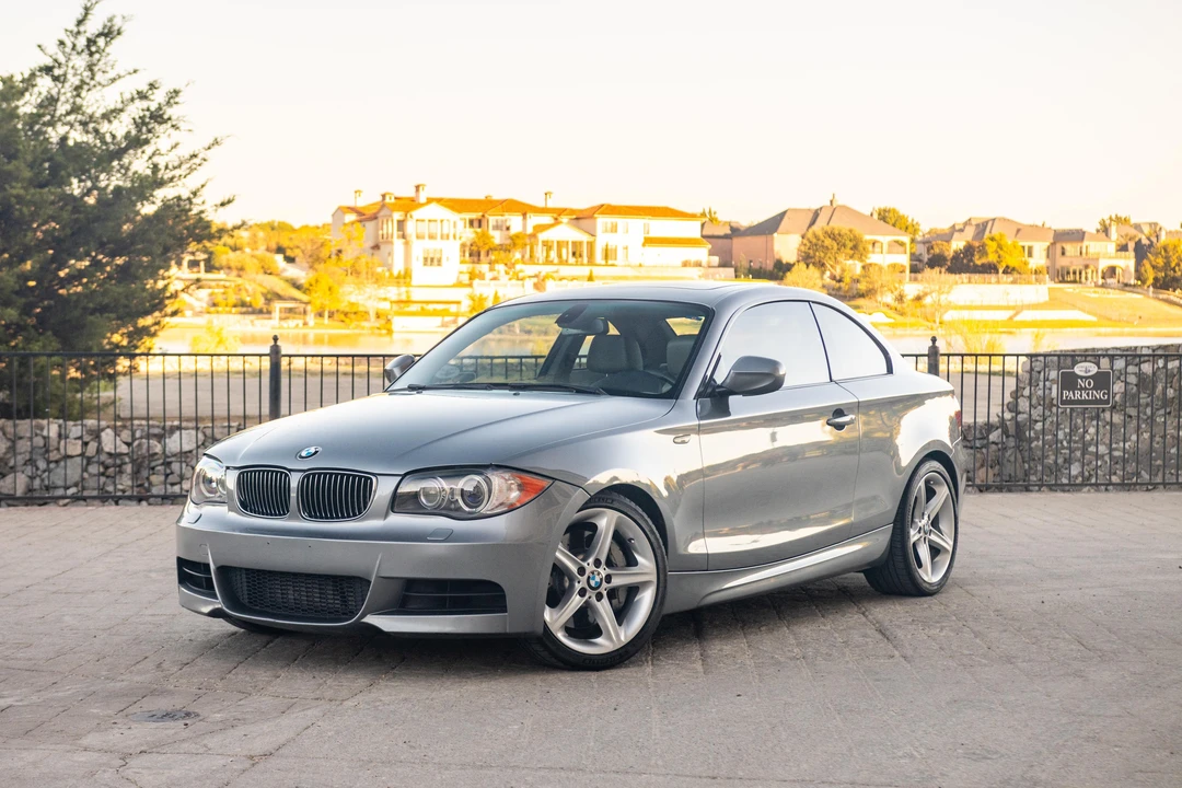 2011 BMW E82 135i & 135is - Image 9 of 31