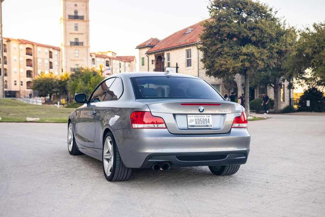 2011 BMW E82 135i & 135is - Image 19 of 31