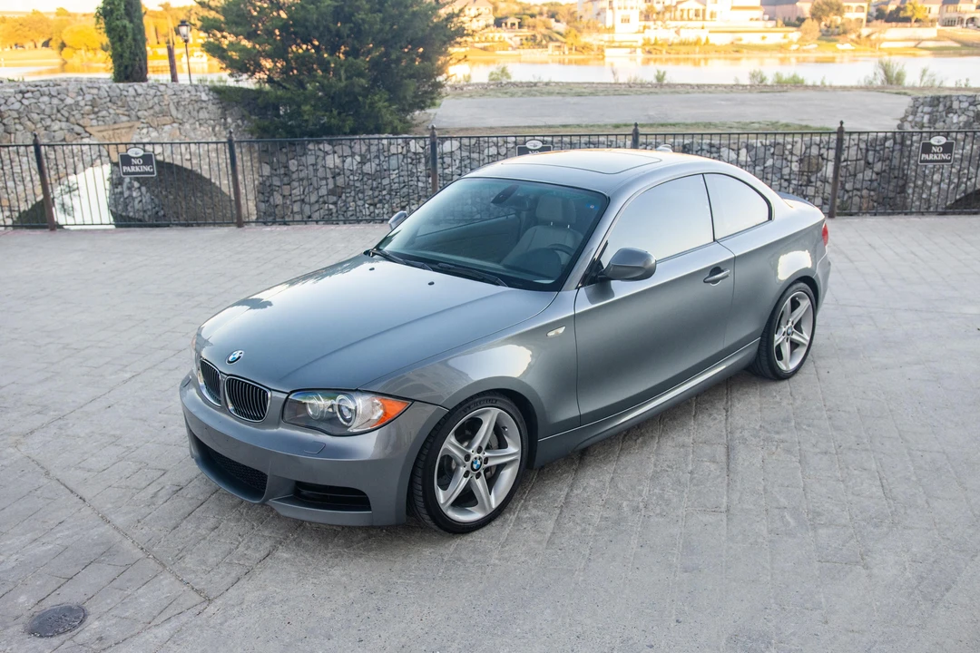2011 BMW E82 135i & 135is - Image 11 of 31