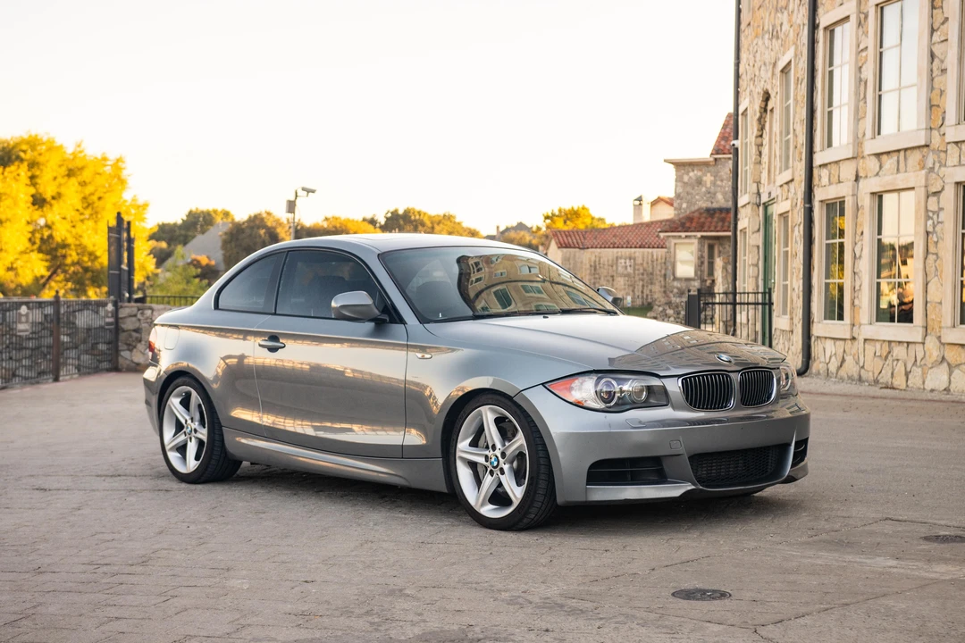 2011 BMW E82 135i & 135is - Image 30 of 31
